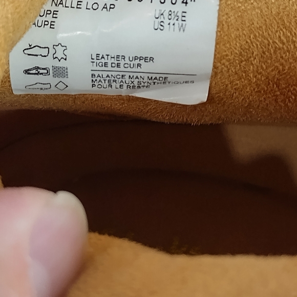 Clarks Women's High top Suede Sneakers Size 11 Casual Front Zip Contour Cushion - Picture 7 of 15